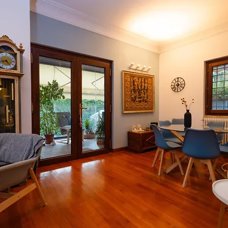 Guest house Aureliana With Pool Near San Peter Rome